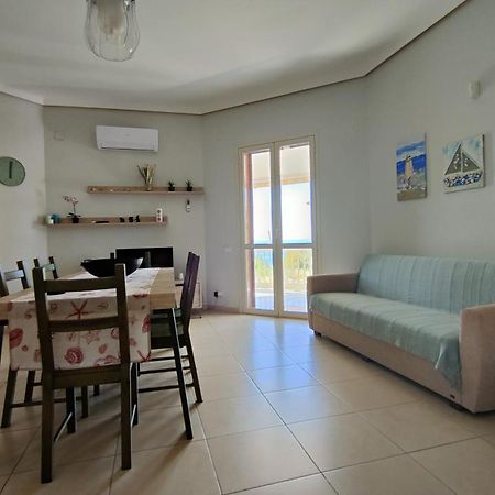 Appartamenti In Villa Polimnia Fontane Bianche Room photo