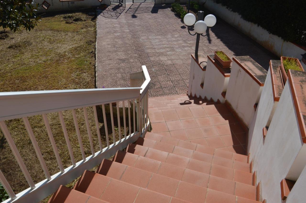 Appartamenti In Villa Polimnia Fontane Bianche Exterior photo