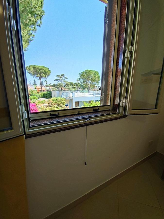 Appartamenti In Villa Polimnia Fontane Bianche Exterior photo