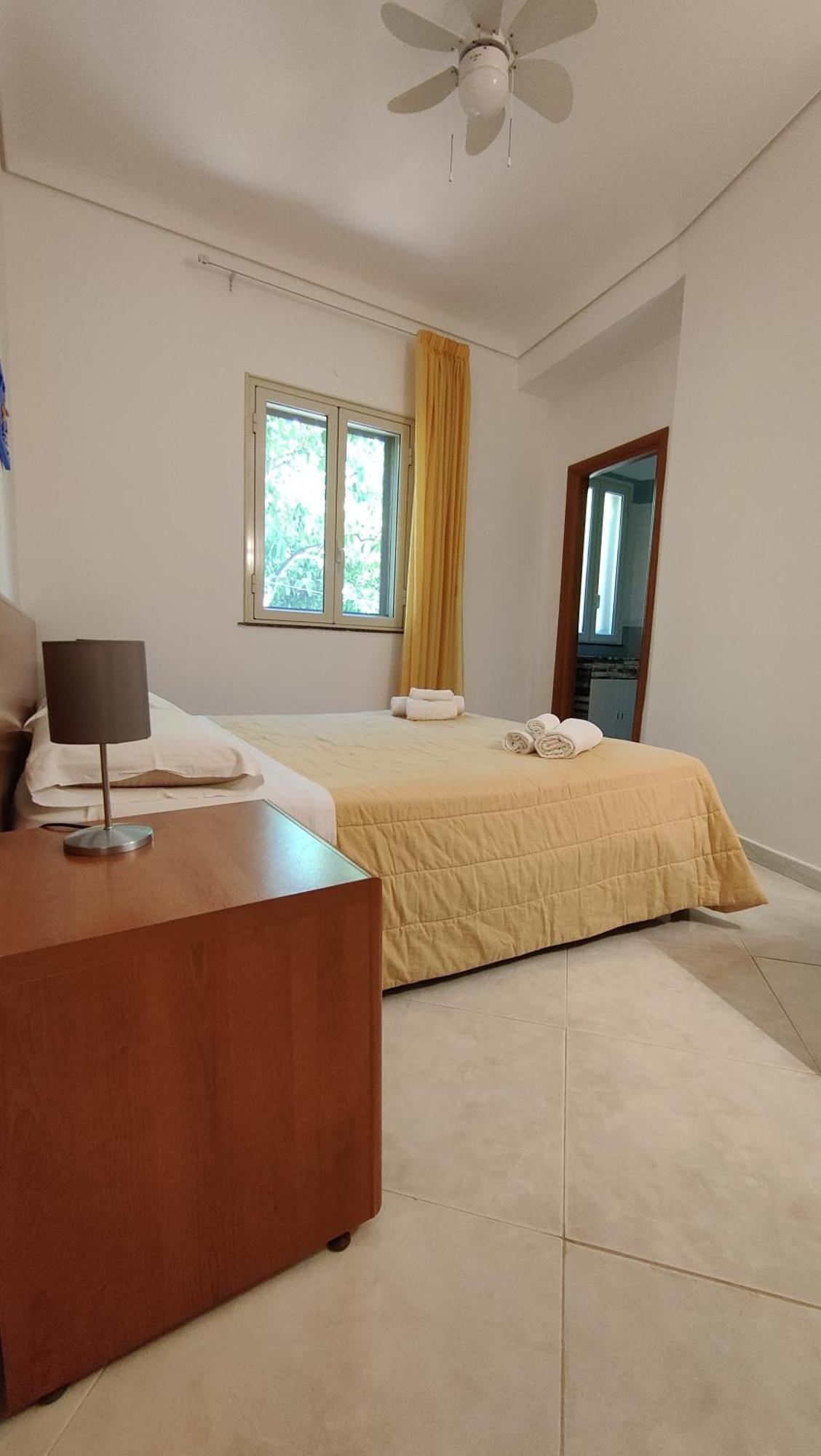 Appartamenti In Villa Polimnia Fontane Bianche Room photo