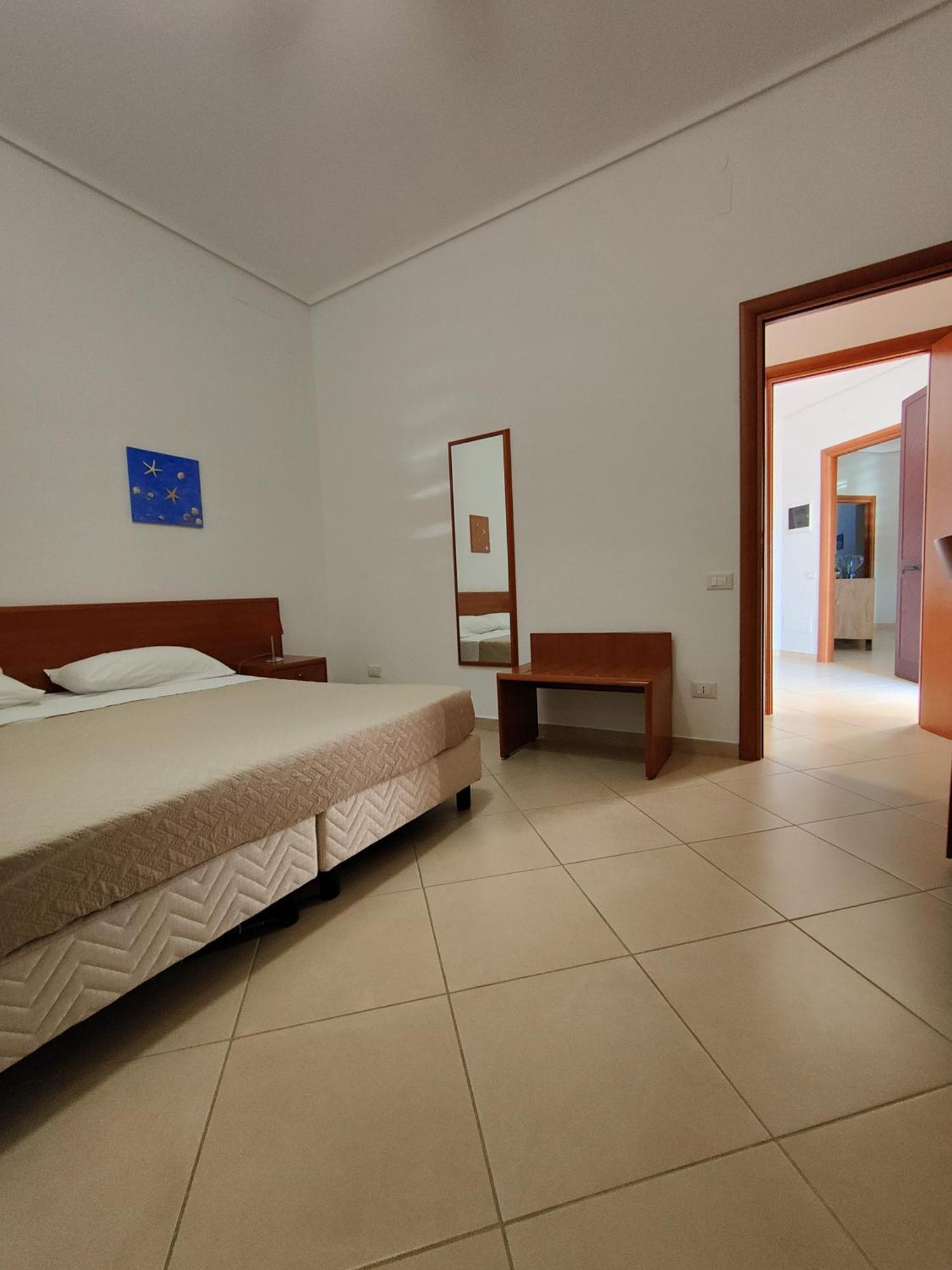 Appartamenti In Villa Polimnia Fontane Bianche Room photo